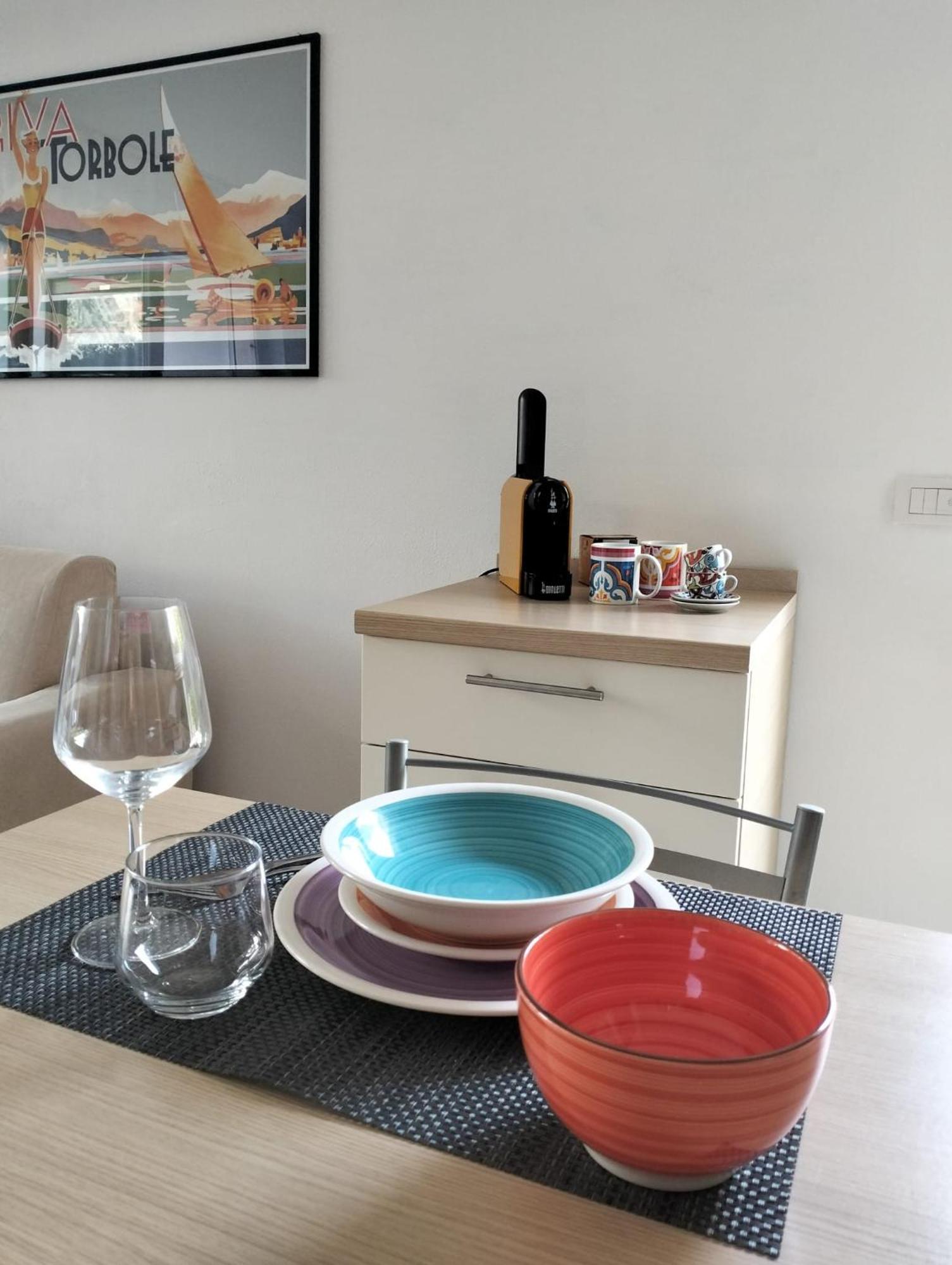 L&G Apartament Torbole Sul Garda Exterior photo